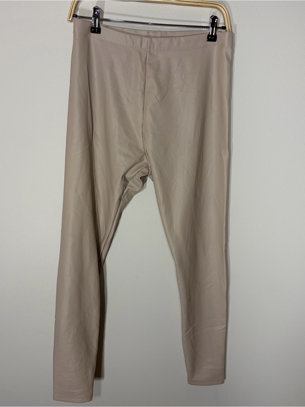 H&M Women's Beige Thick Lined Faux-Leather Leggings
